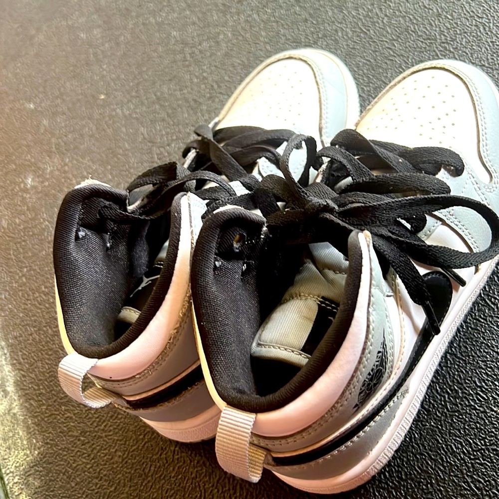 Air Jordan‌ 1